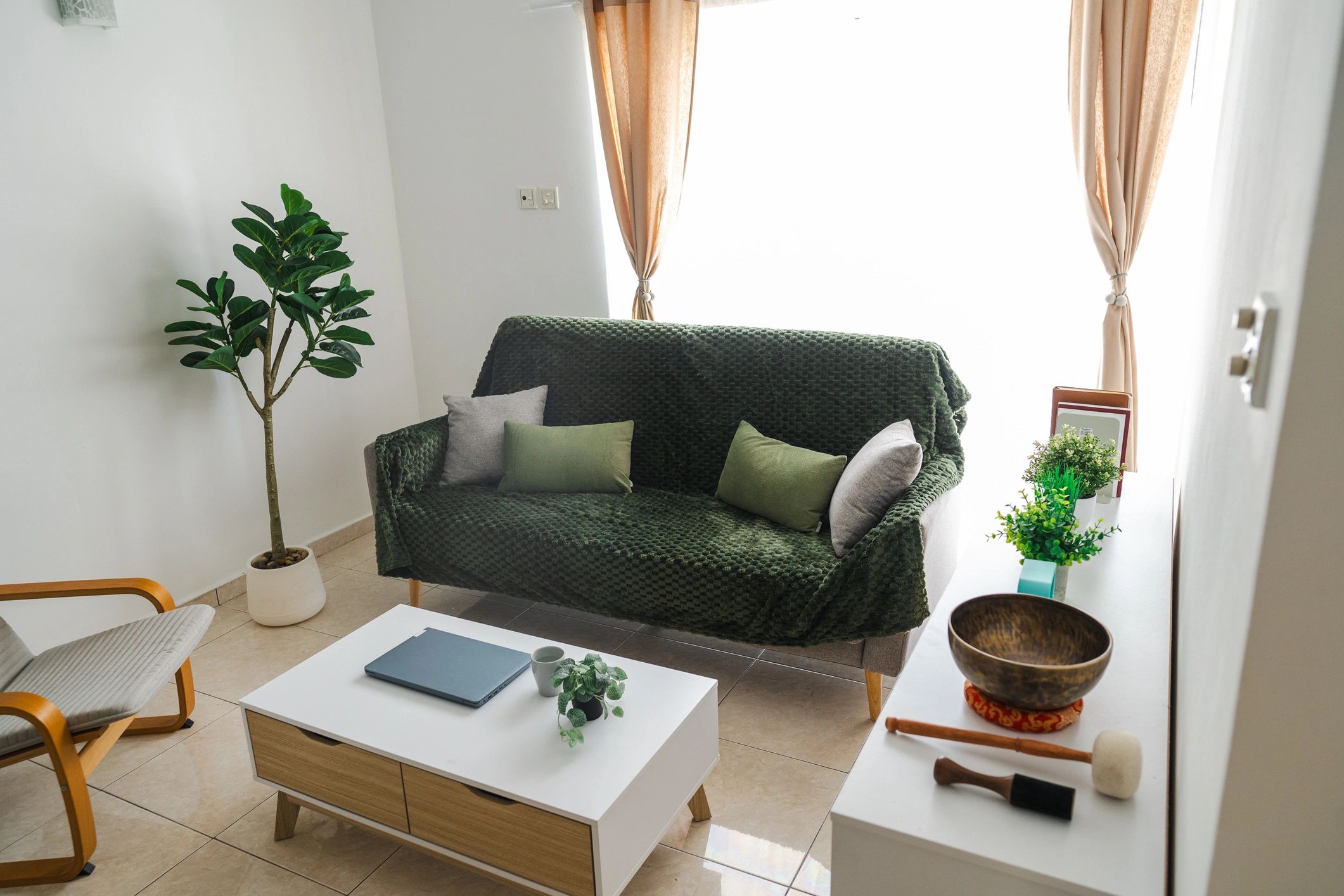 Calm, comfortable therapy room